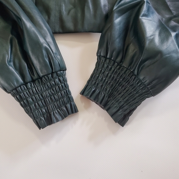 2136 * 7 For All Mankind Faux Leather Crop Top Dark Green Size S NWT 7FAM - Picture 6 of 9